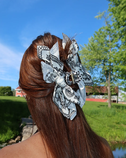 Wild Honey Claw Clip