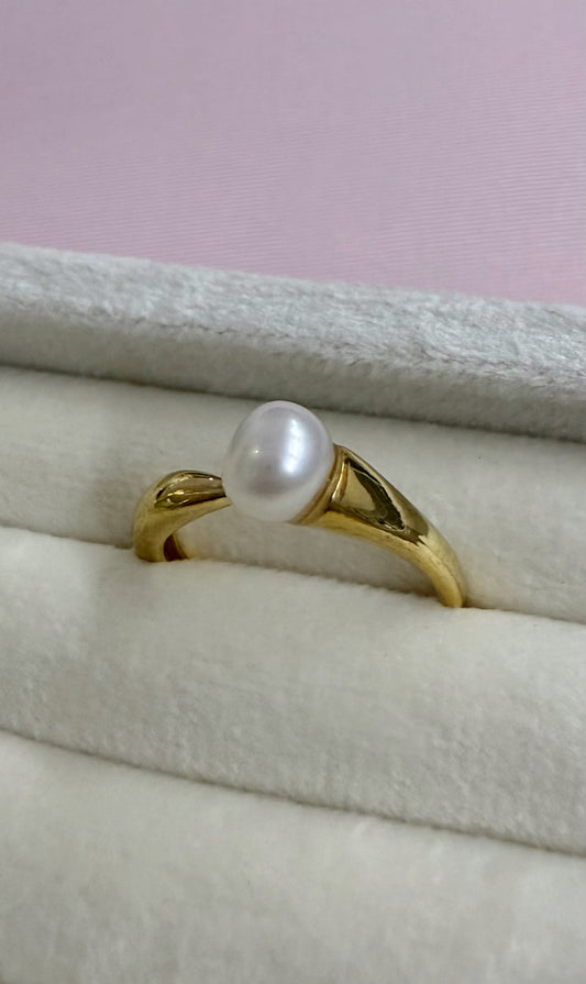 Moonlit Pearl Ring